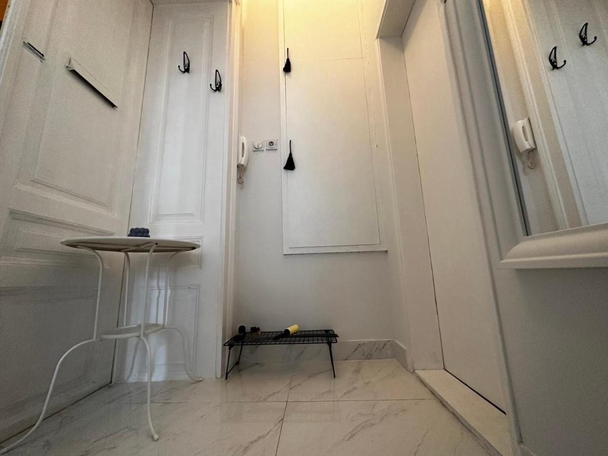 Pure Of Joy City Centre Apartment Subotica Exteriör bild