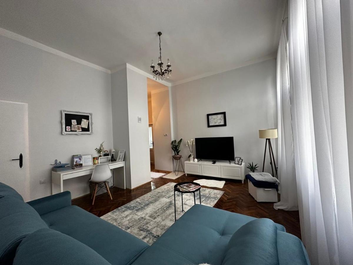 Pure Of Joy City Centre Apartment Subotica Exteriör bild